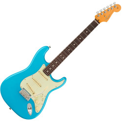 FENDER AMERICAN...