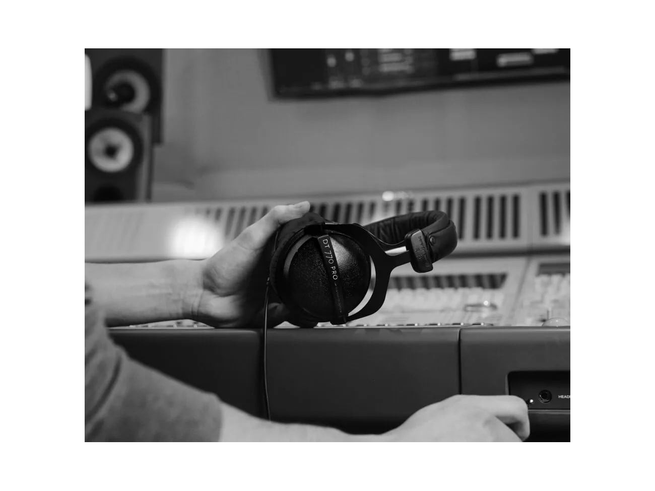 2/6 まで　DT 770 PRO (80Ω) beyerdynamic（ベイヤーダイナミック）/ DT770PRO 80Ω 定番密閉