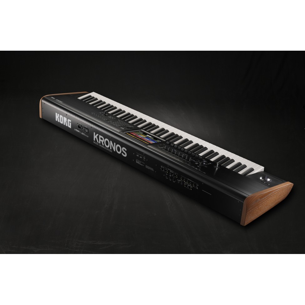 KORG KRONOS 88 (MODEL 2015)
