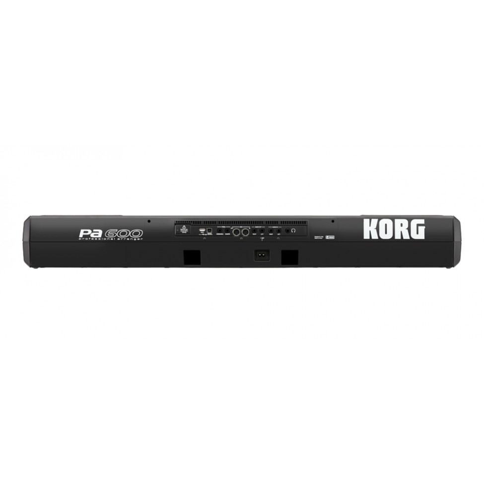 KORG PA600