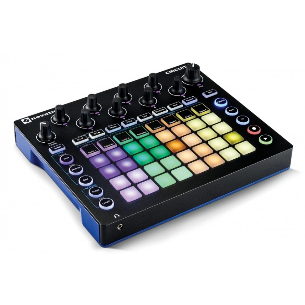 NOVATION CIRCUIT GROOVEBOX NOVA SYNTH
