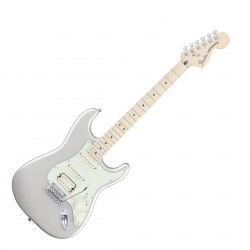 FENDER DELUXE STRATOCASTER...
