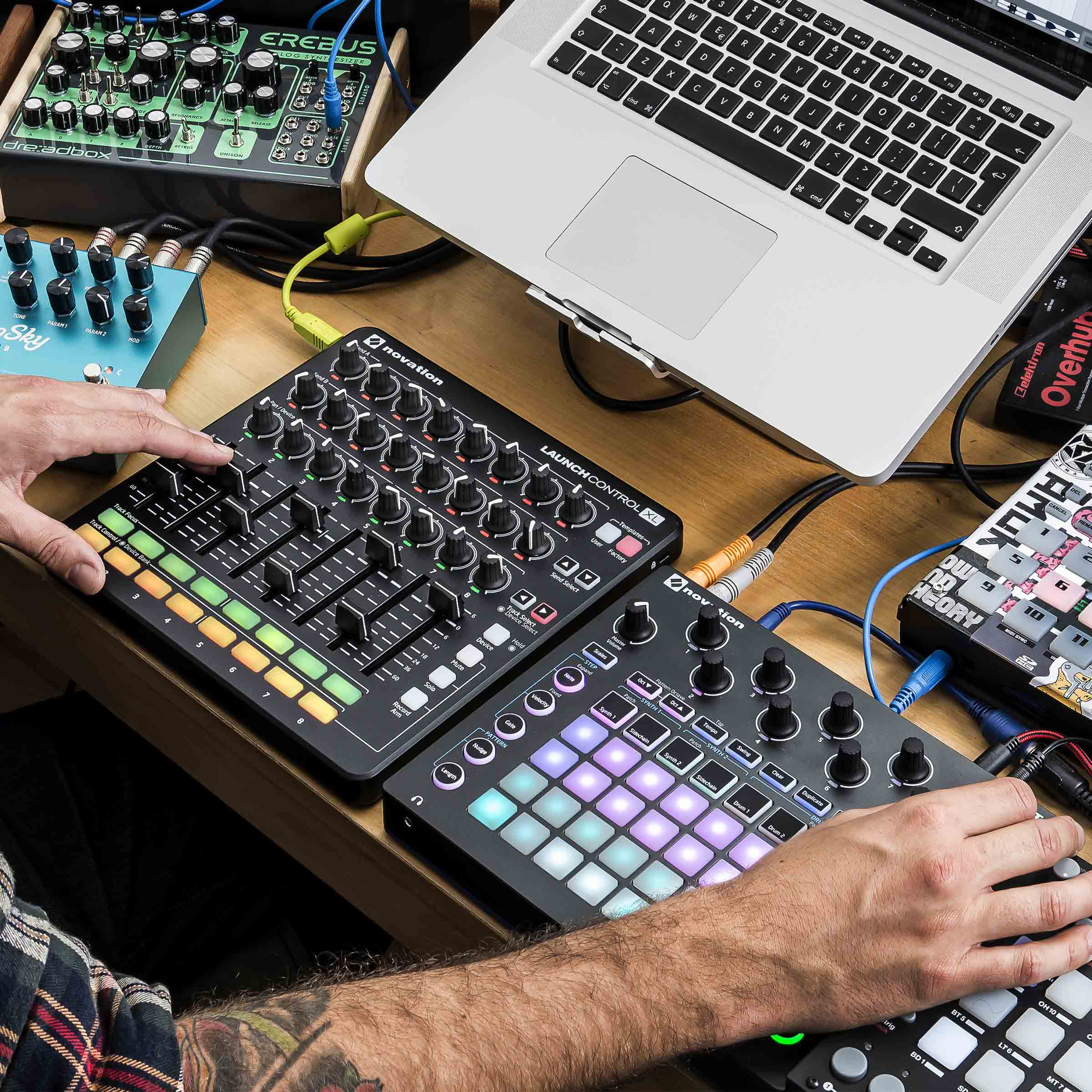 NOVATION LAUNCH CONTROL XL MK2 - KONTROLER DAW - Riff.net.pl