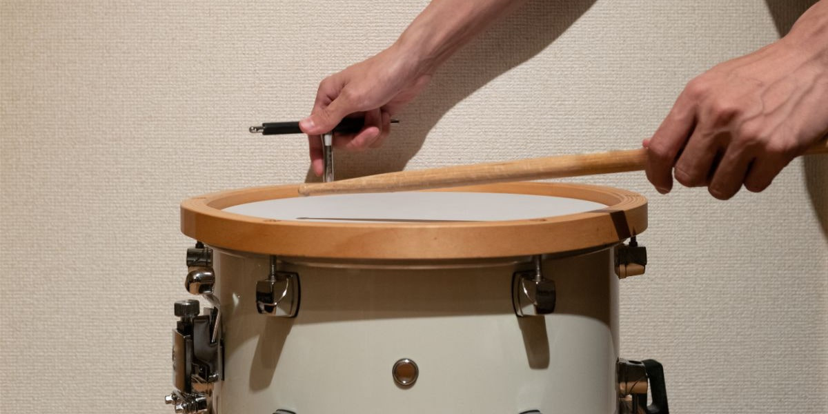 Wszystko, co musisz wiedzieć o strojeniu perkusji