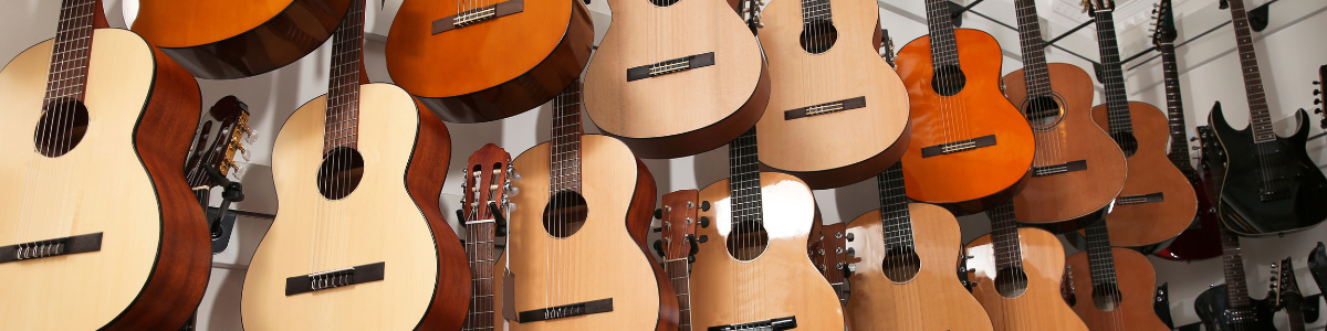 Jak wybrać gitarę klasyczną - poradnik dla początkujących